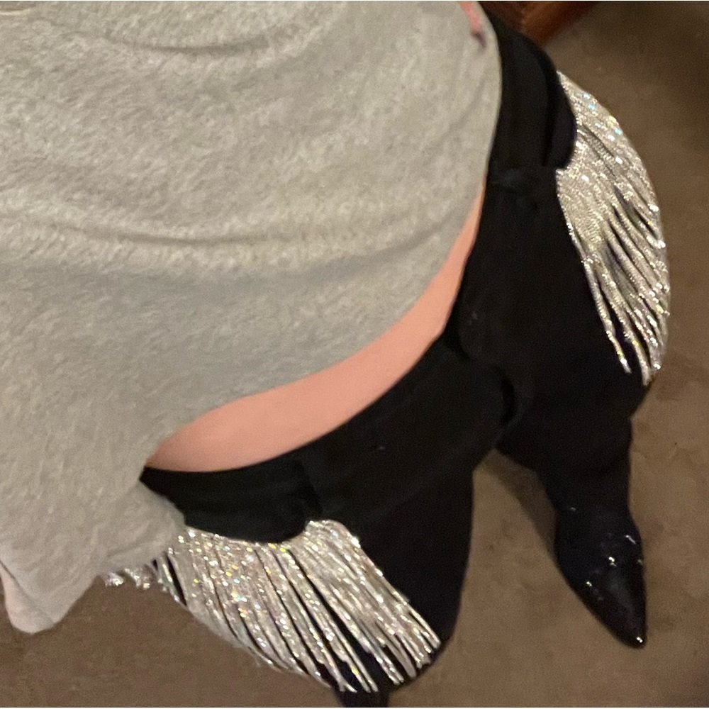 Black Rhinestone Pocket Jeans - Picture 5 of 9